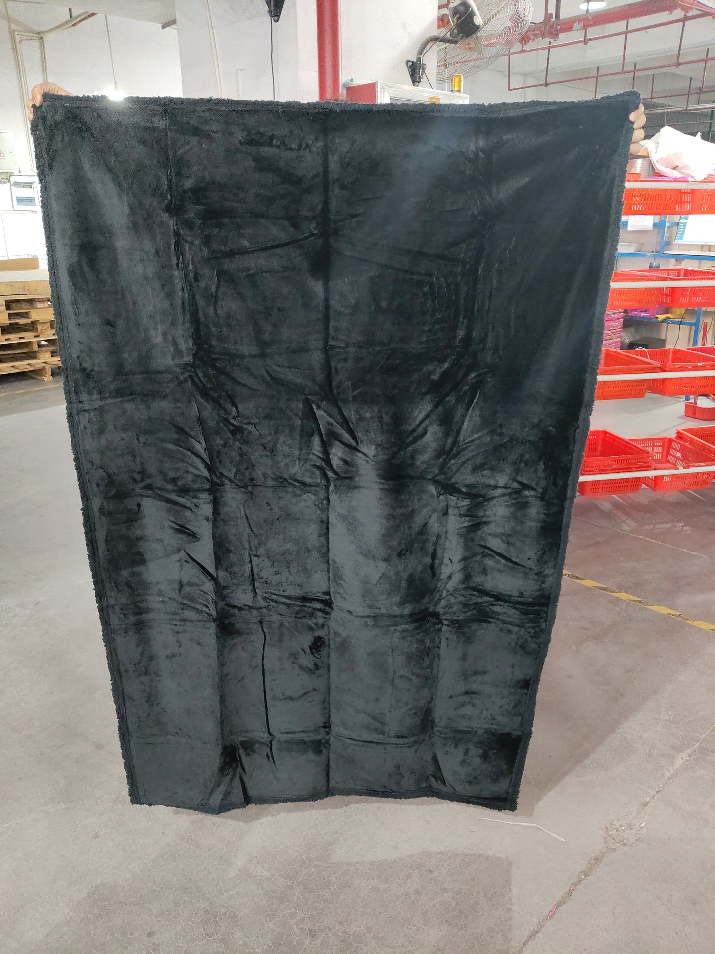 *Free Shipping Flannel Cotton Wool Sherpa Thick Pet Blanket Dog Kennel